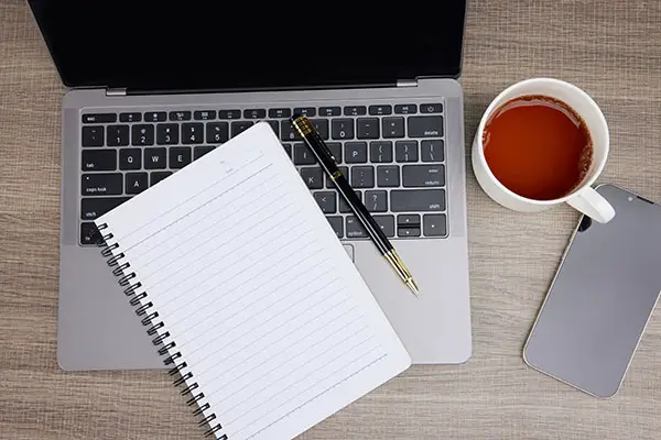 九根柱子什么含义